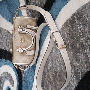 Signature Coach Canvas Lacey Crossbody Bag